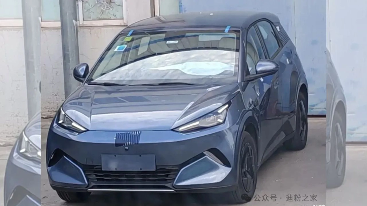 Novo BYD Dolphin Mini é Flagrado com Visual Remodelado; BYD Confirma Chegada ao Brasil só em 2028