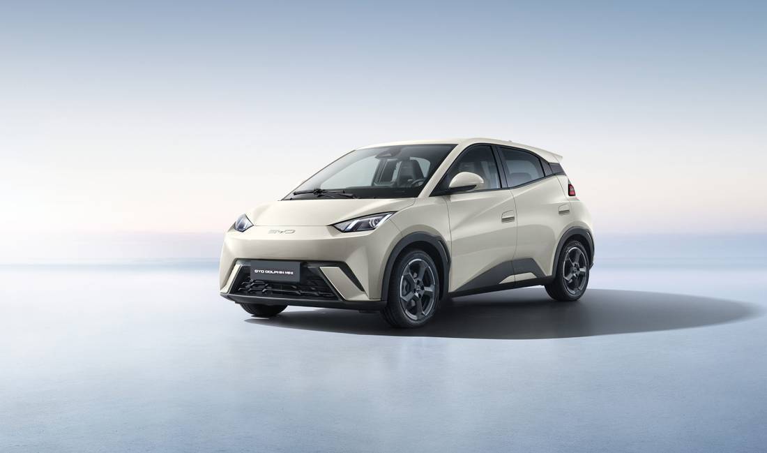 Nissan Wave vs BYD Dolphin Mini: o “samurai” elétrico de entrada da Nissan ainda não tem data para o Brasil