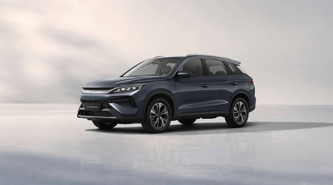BYD Song Pro Flex cinza, vista frontal